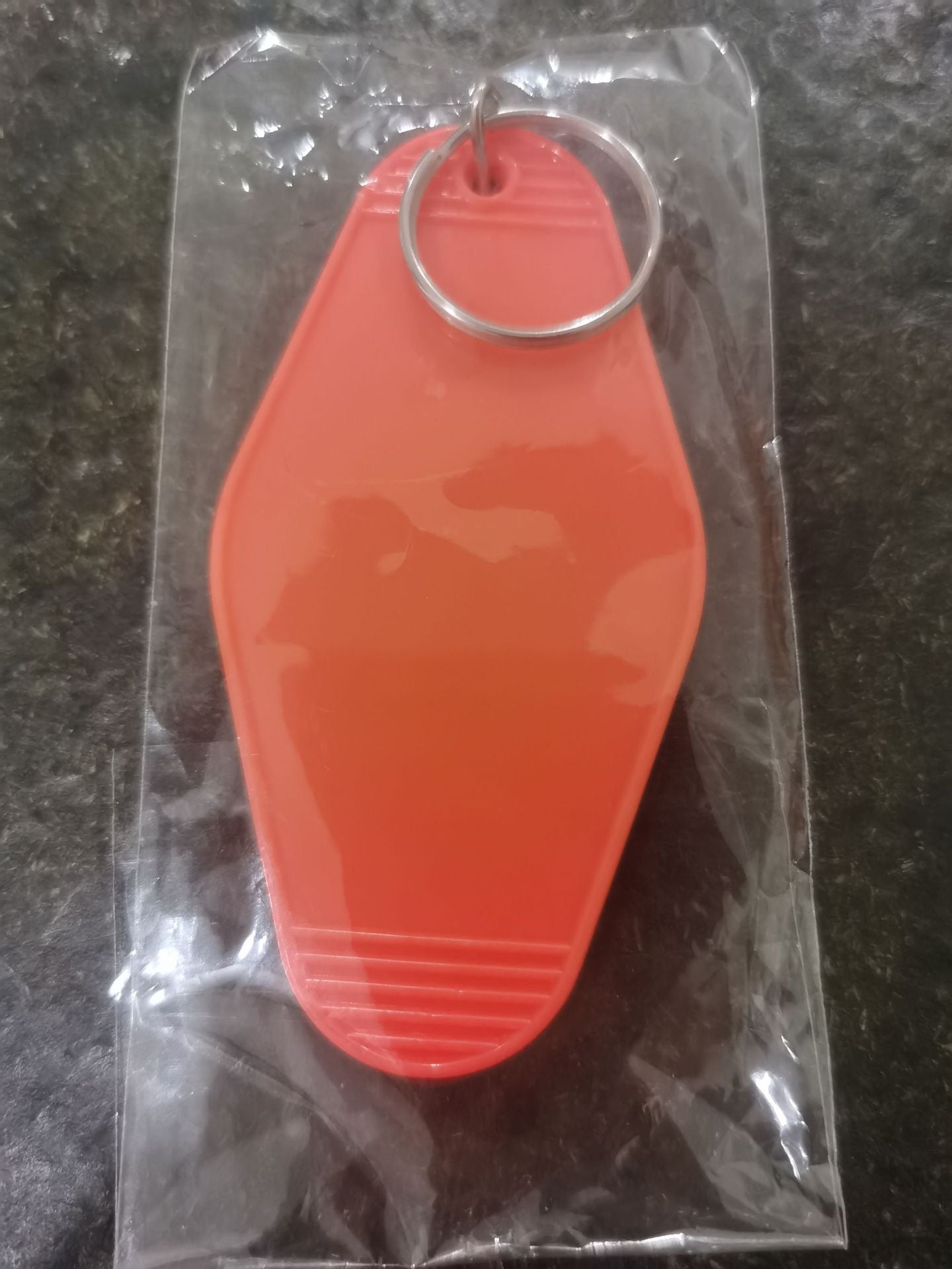 Wholesale Plastic Luggage Tag Retro Motel Number Tag Diamond Hotel Room Card Keychain